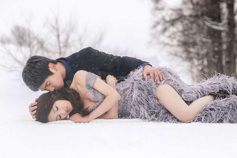 20 Couples Who Nailed Their Winter Wedding Photos
