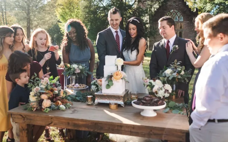 5 Benefits of Choosing a Micro Wedding: Tips for Planning an Intimate and Personalized Event
